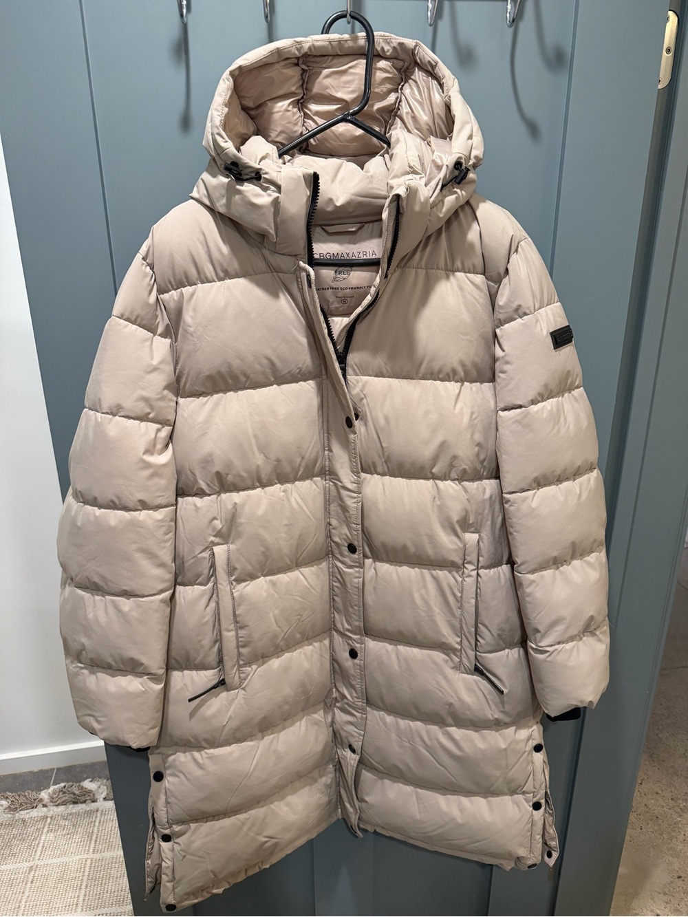 BCBGMaxAzria Beige Quilted Puffer Jacket with Hood